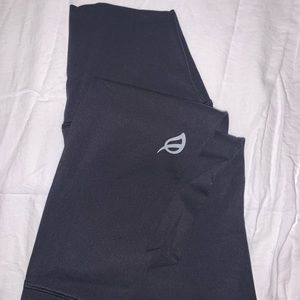 Ptula black leggings